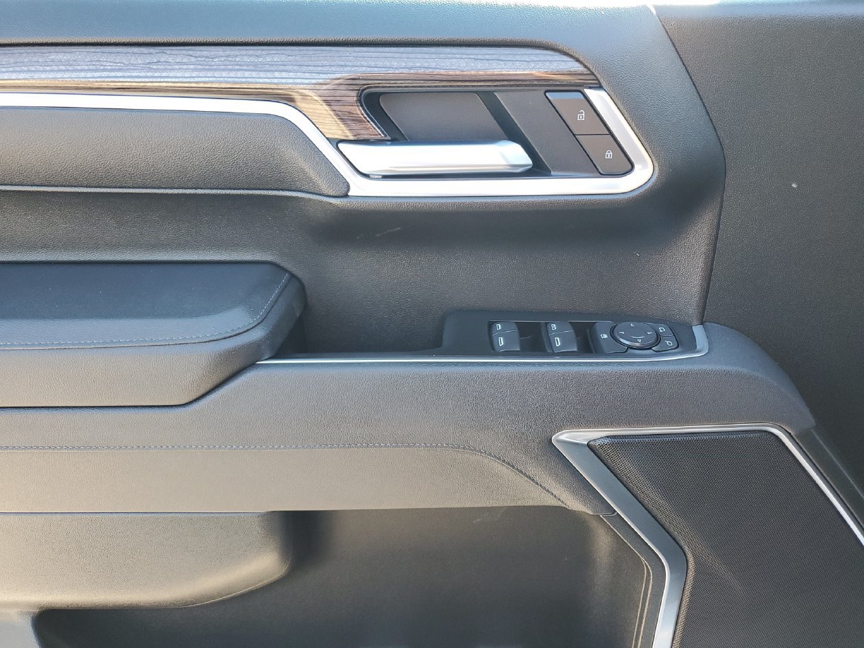Used 2026 Chevrolet Silverado 1500 RST RWD image 17