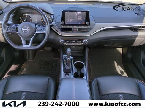 Used 2024 Nissan Altima 2.5 SR image 12