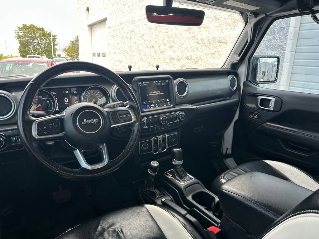 Used 2020 Jeep Gladiator Overland AWD/4WD image 11