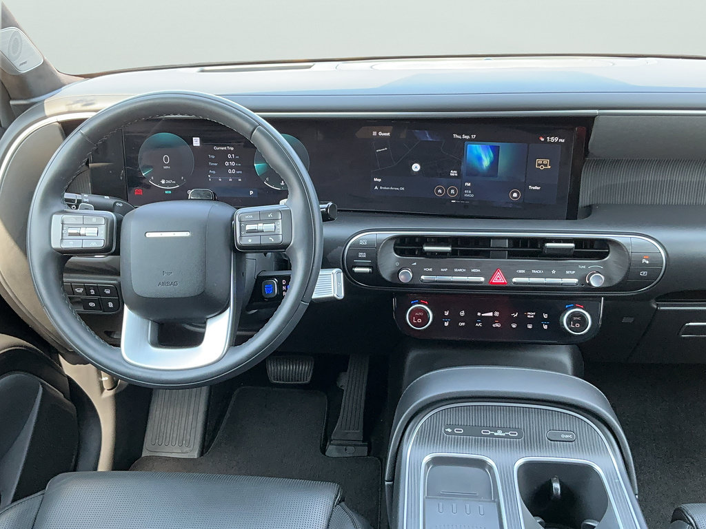 Certified 2026 Hyundai Palisade Calligraphy FWD image 12