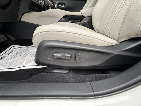 New 2026 Honda HR-V EX-L image 14