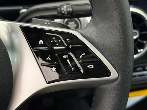 New 2026 Mercedes-Benz GLB 250 GLB 250 image 11