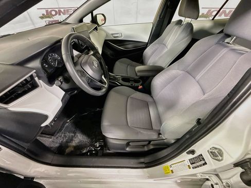 Certified 2024 Toyota Corolla SE FWD image 25