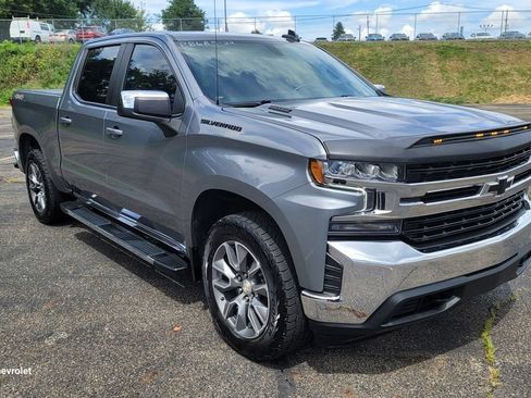 Used 2022 Chevrolet Silverado 1500 LT w/ Bed Protection Package AWD/4WD image 16