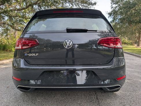 Used 2019 Volkswagen e-Golf SE w/ Driver Assistance Package image 7