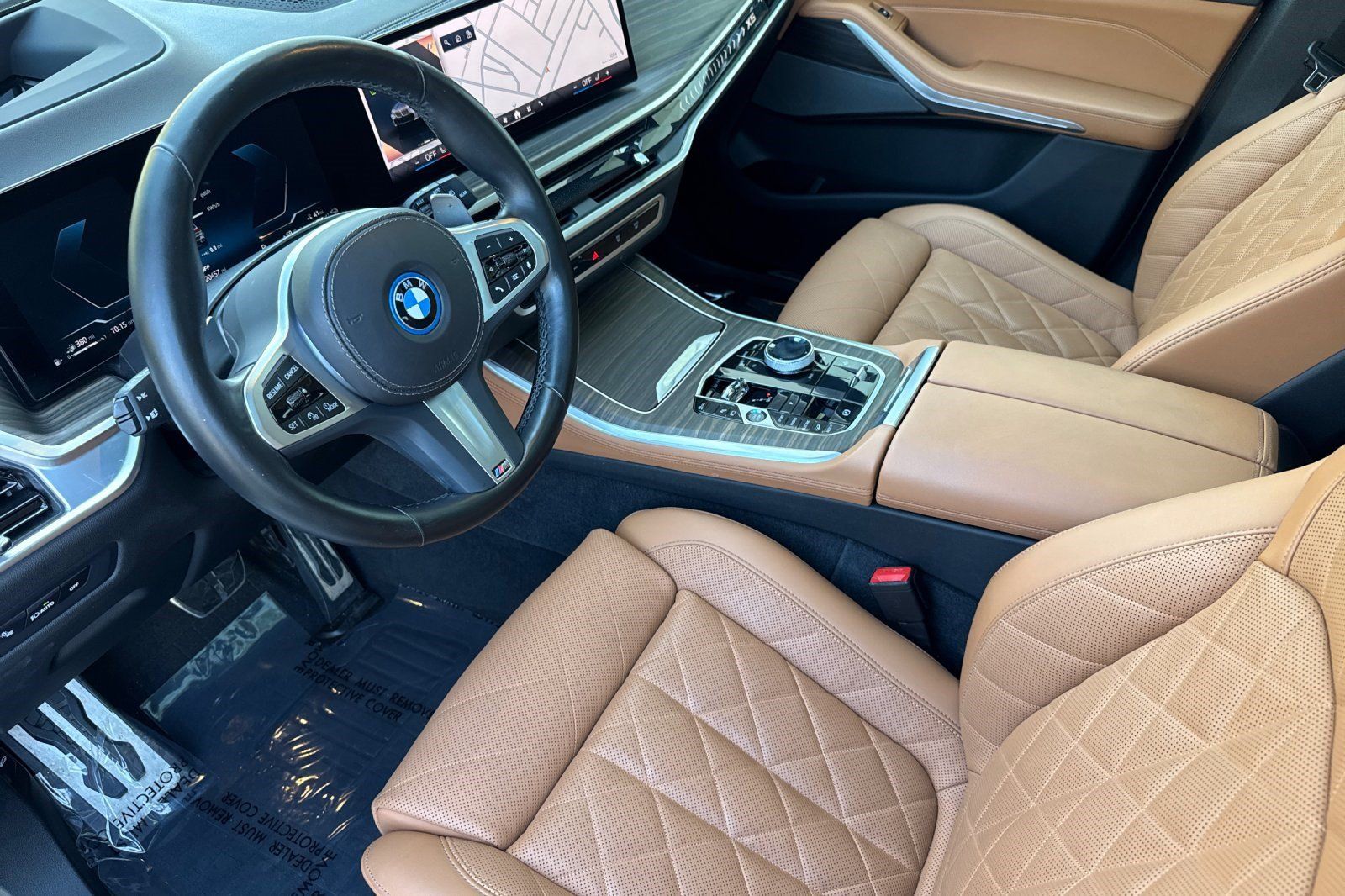Used 2024 BMW X5 xDrive50e w/ Executive Package AWD/4WD image 4