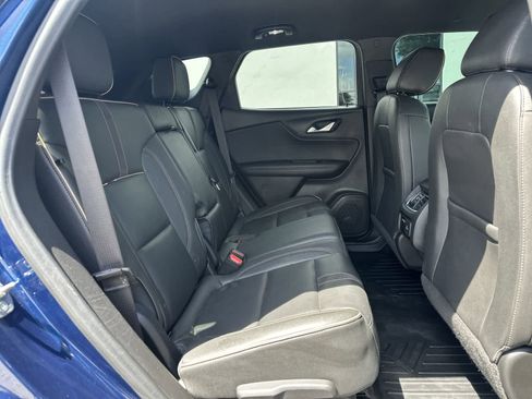 Used 2022 Chevrolet Blazer Premier FWD image 19