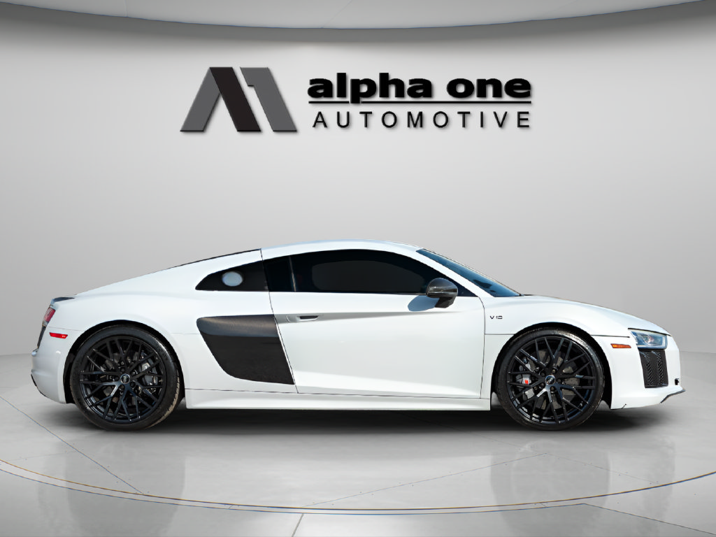 Used 2018 Audi R8 V10 plus AWD/4WD image 9
