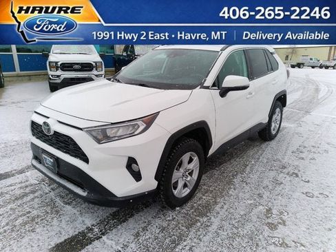 Used 2019 Toyota RAV4 XLE w/ All Weather Liner Package AWD/4WD image 7