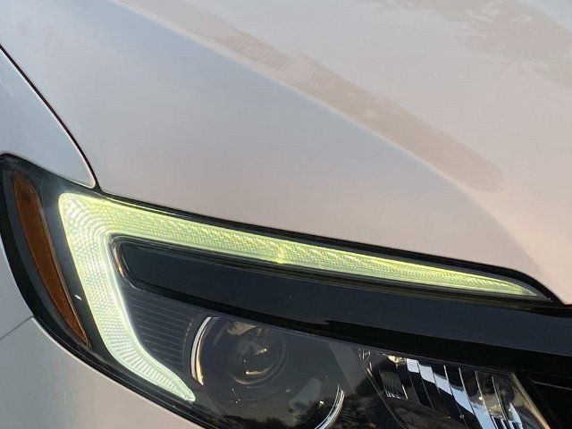 Used 2022 Honda Pilot Sport image 4