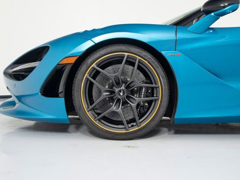 Used 2024 McLaren 750S Spider RWD image 10