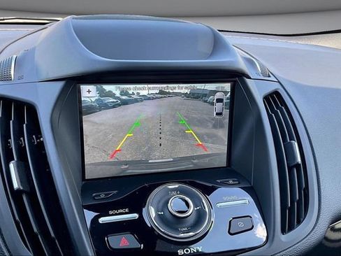 Used 2019 Ford Escape Titanium AWD/4WD image 14