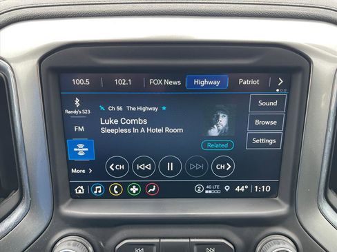 Used 2022 Chevrolet Silverado 2500 LTZ w/ LTZ Plus Package image 14