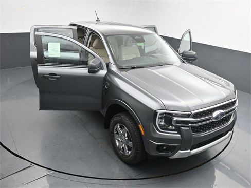 New 2025 Ford Ranger XLT w/ FX4 Off-Road Package image 32