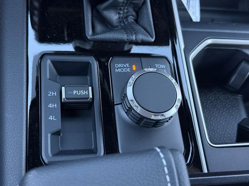 New 2026 Toyota Tundra Limited AWD/4WD image 15