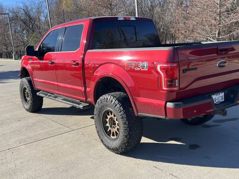Used 2015 Ford F150 Lariat image 8