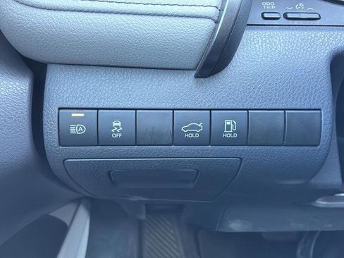 Used 2022 Toyota Camry SE FWD image 28