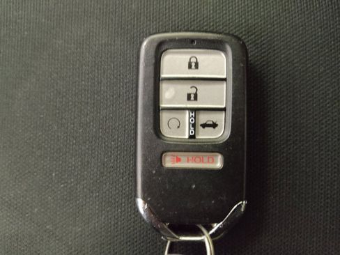 Used 2019 Honda Civic EX image 32