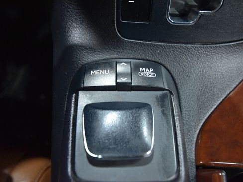 Used 2013 Lexus RX 450h AWD image 33