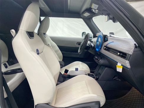 New 2026 MINI Cooper S image 30