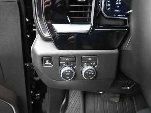 Used 2026 GMC Sierra 1500 Elevation w/ Elevation Select Package image 12