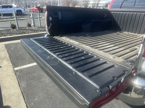 Used 2022 Toyota Tacoma TRD Off-Road image 30