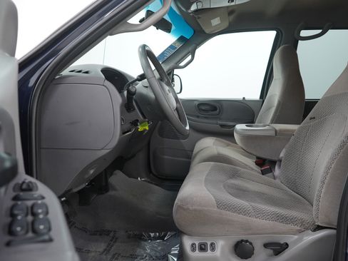 Used 2001 Ford F150 XLT image 19