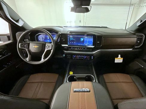 Certified 2026 Chevrolet Silverado 3500 High Country w/ High Country Premium Package image 13