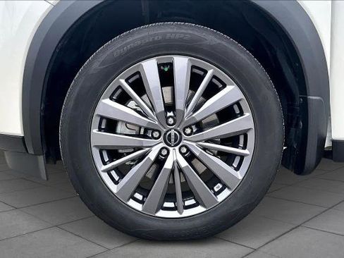 Certified 2024 Nissan Pathfinder SL w/ SL Premium Package image 10