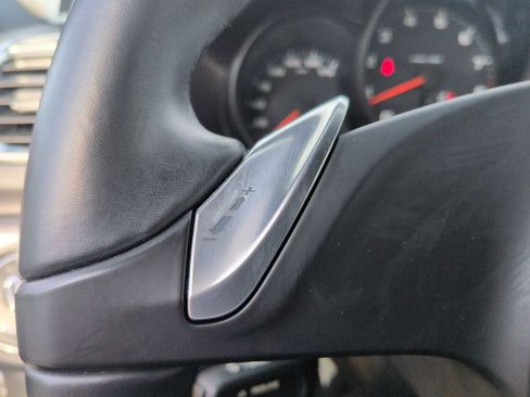 Used 2016 Porsche Cayman image 19