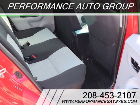 Used 2013 Toyota Prius C Two image 10