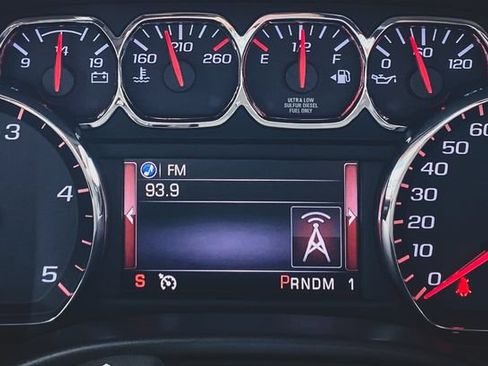 Used 2015 GMC Sierra 3500 SLT AWD/4WD image 11