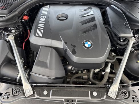 Used 2024 BMW 530i w/ M Sport Package image 34