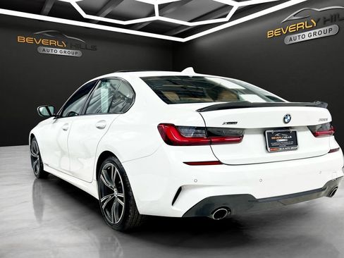 Used 2021 BMW 330i xDrive Sedan w/ M Sport Package AWD/4WD image 3
