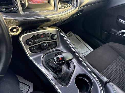 Used 2016 Dodge Challenger SXT w/ Driver Convenience Group image 37