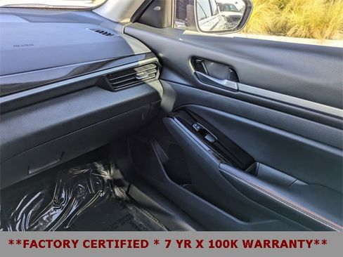 Certified 2024 Nissan Altima 2.5 SR w/ SR Premium Package image 17