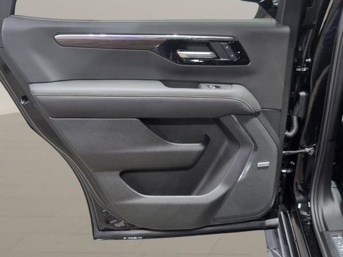 New 2026 Chevrolet Tahoe Premier w/ Sun And Tow Package AWD/4WD image 16