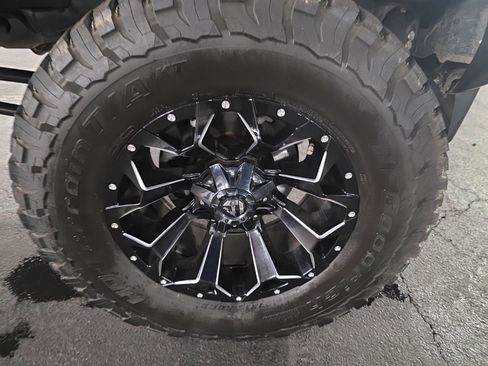 Used 2019 Ford F250 Platinum w/ Platinum Ultimate Package image 11