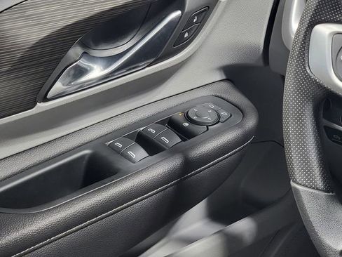 Used 2022 GMC Terrain SLE w/ Driver Convenience Package image 22