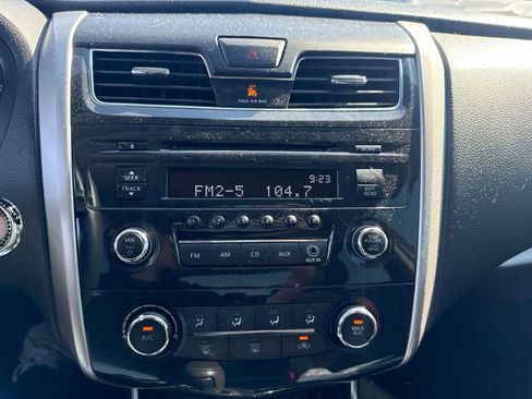 Used 2015 Nissan Altima 2.5 S w/ Power Driver Seat Package FWD image 27
