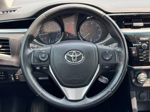 Used 2016 Toyota Corolla S Premium FWD image 9