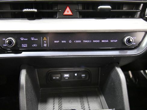 Certified 2023 Kia Sportage X-Line w/ X-Line Premium Package AWD/4WD image 27