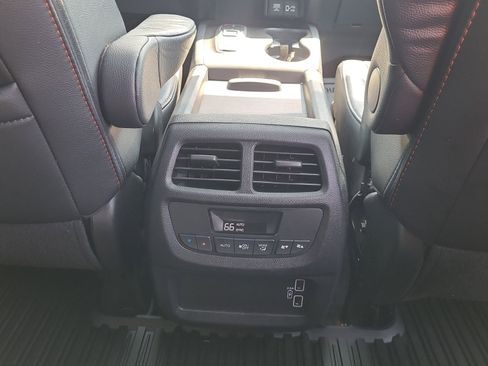 Certified 2022 Honda Pilot TrailSport image 26