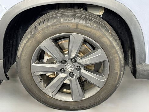 Certified 2023 Honda Pilot Sport image 30