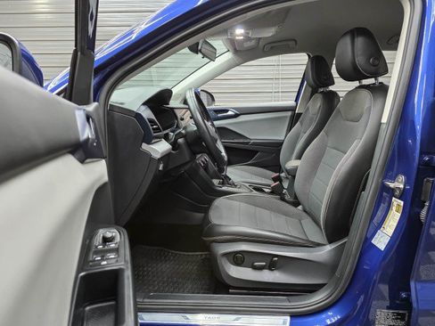 Used 2022 Volkswagen Taos SE w/ IQ.Drive SE Package FWD image 14