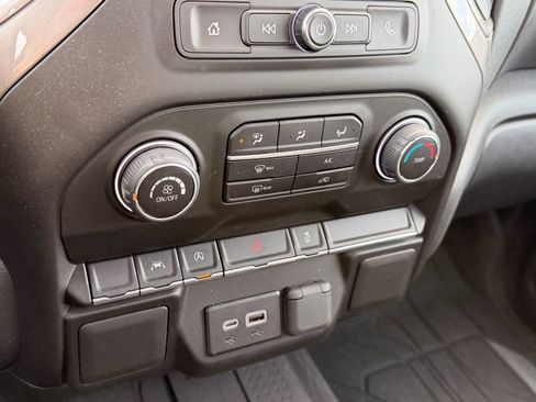 Used 2025 Chevrolet Silverado 1500 W/T w/ WT Value Package image 19