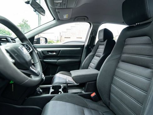 Used 2018 Honda CR-V LX image 32