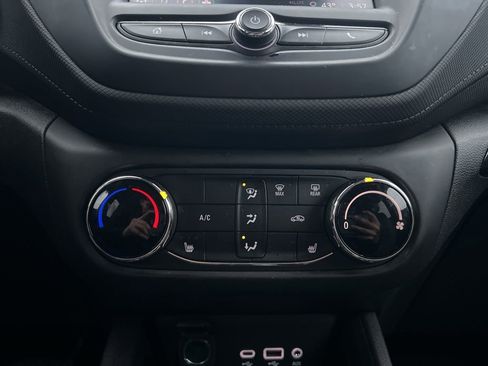 Used 2023 Chevrolet TrailBlazer LT w/ Confidence II Package image 20