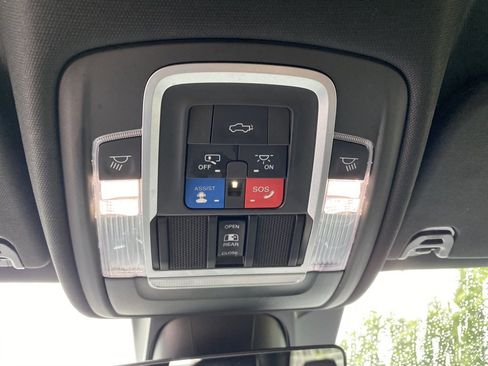 Used 2021 RAM 1500 Limited w/ Body Color Bumper Group image 46