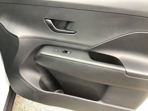 Certified 2024 Hyundai Kona SEL w/ Convenience Package image 26